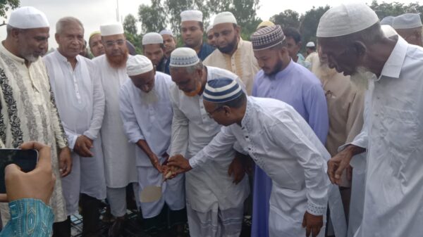 সুভারকুটি কেন্দ্রীয় জামে মসজিদের ছাদ ঢালাই কাজের উদ্বোধন